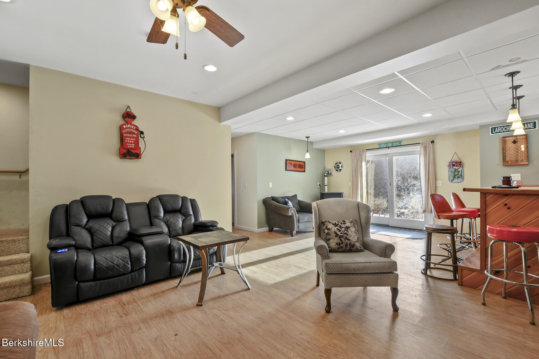 41 S Road Peru, MA 01235 - Photo 24 of 45 Family Room