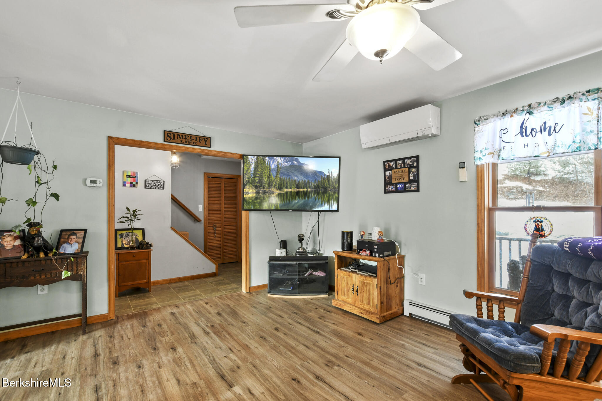 41 S Road Peru, MA 01235 - Photo 6 of 45 Living Room