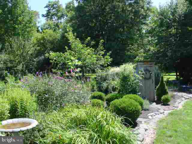 640 Barnstable Road Carlisle, PA 17015 - Photo 8 of 24 Gallery Image 8