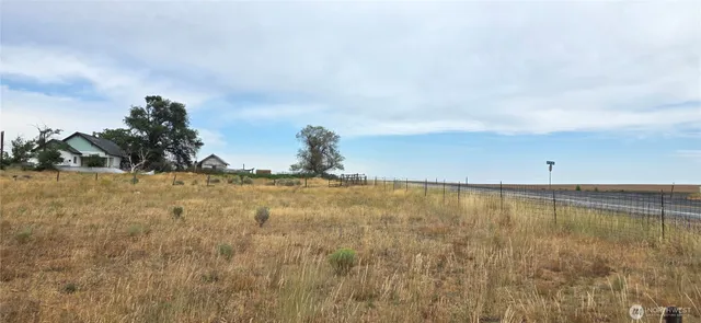 $299,900 | 15841 Highway 2, Waterville, WA 98858