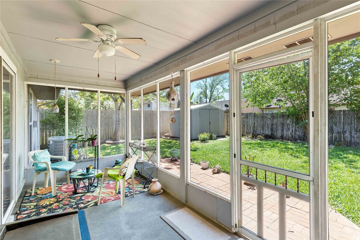 15730 Castorglen Drive Houston, TX 77598 - Photo 14 of 38 a very nice looking room with a large window