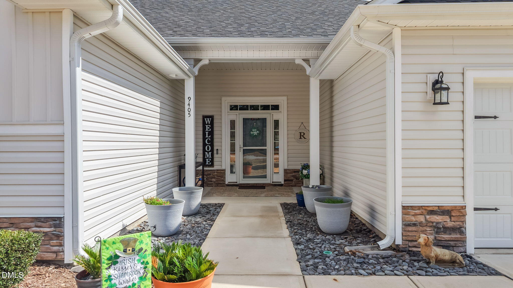 9405 Whitley Road Bailey, NC 27807 - Photo 6 of 51 a view of a patio with table and chairs and potted plants