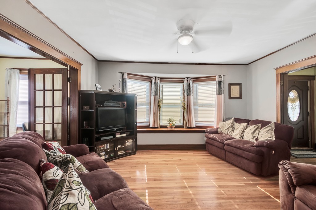 43 Owencroft Road, Unit 1 Boston, MA 02124 - Photo 2 of 21 Gallery Image 2