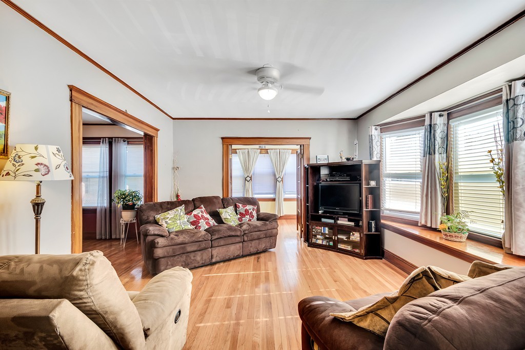 43 Owencroft Road, Unit 1 Boston, MA 02124 - Photo 5 of 21 Gallery Image 5
