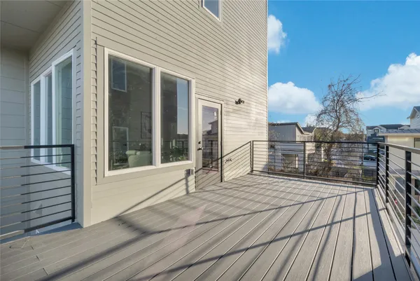 $515,000 | 2309 Montopolis Drive, Unit 7, Austin, TX 78741