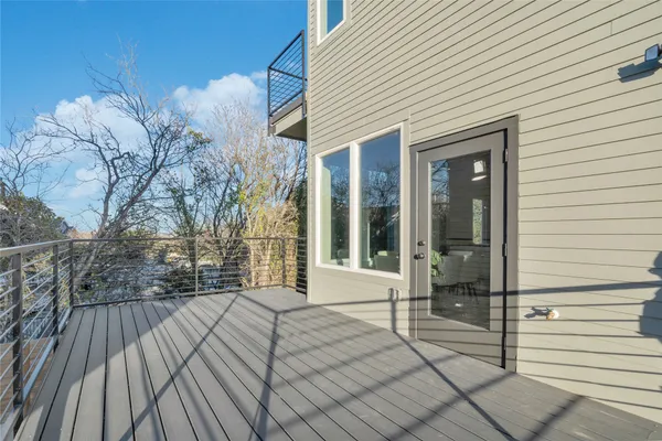 $515,000 | 2309 Montopolis Drive, Unit 7, Austin, TX 78741