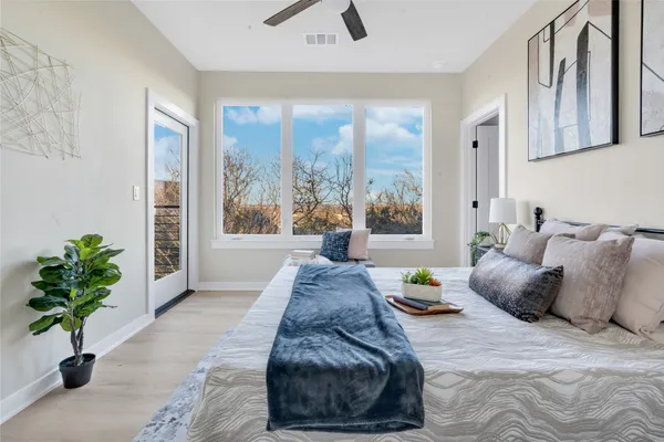 $515,000 | 2309 Montopolis Drive, Unit 7, Austin, TX 78741