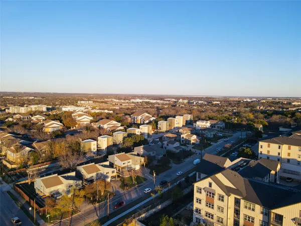 $515,000 | 2309 Montopolis Drive, Unit 7, Austin, TX 78741