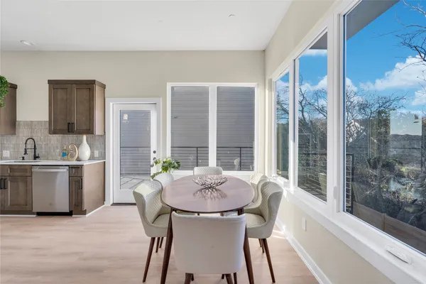 $515,000 | 2309 Montopolis Drive, Unit 7, Austin, TX 78741