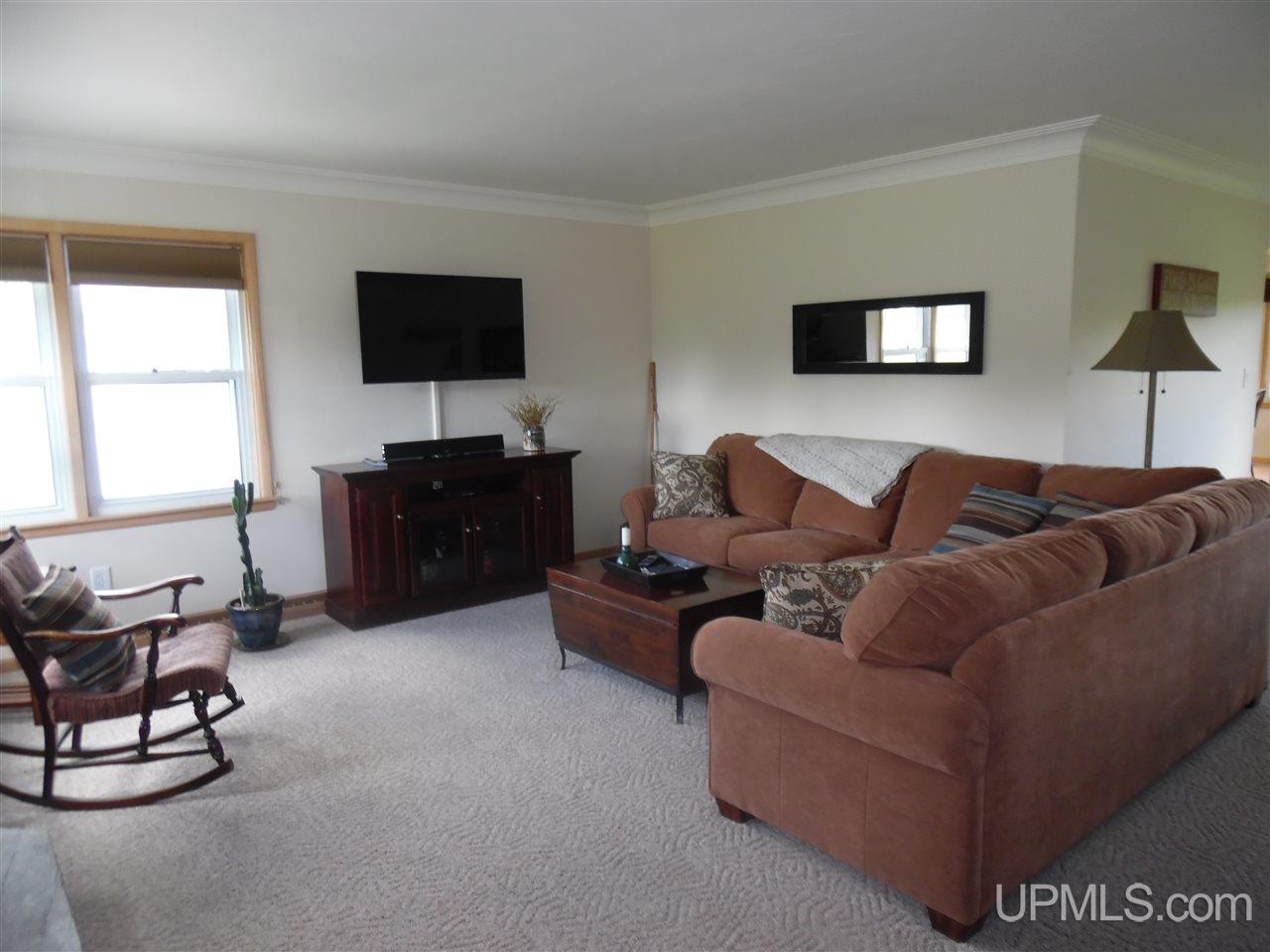3518 Co Road Cornell, MI 49818 - Photo 4 of 35