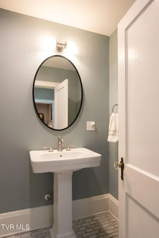 $648,500 | 224 Mason Place, Abingdon, VA 24210