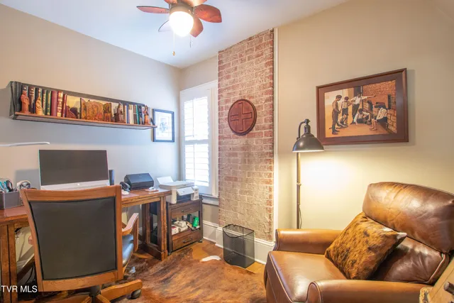 $648,500 | 224 Mason Place, Abingdon, VA 24210