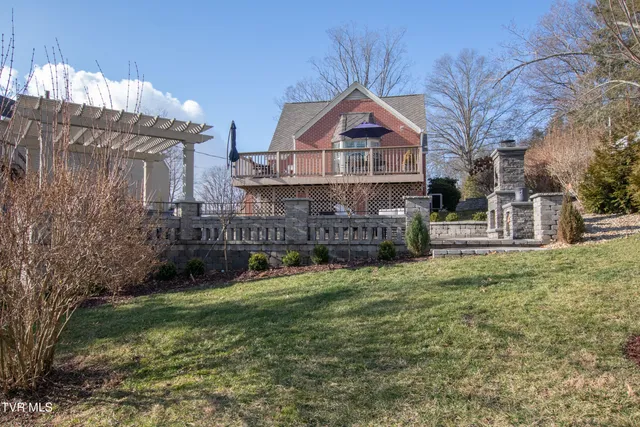 $648,500 | 224 Mason Place, Abingdon, VA 24210