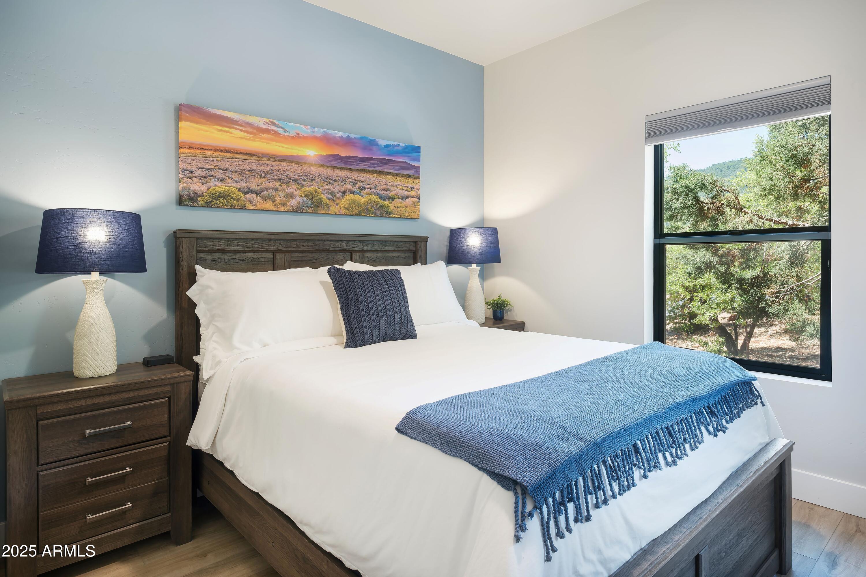 6564 Spirit Trail Pine, AZ 85544 - Photo 13 of 28 Guest Bed2_Trendy Pine LodgeHR