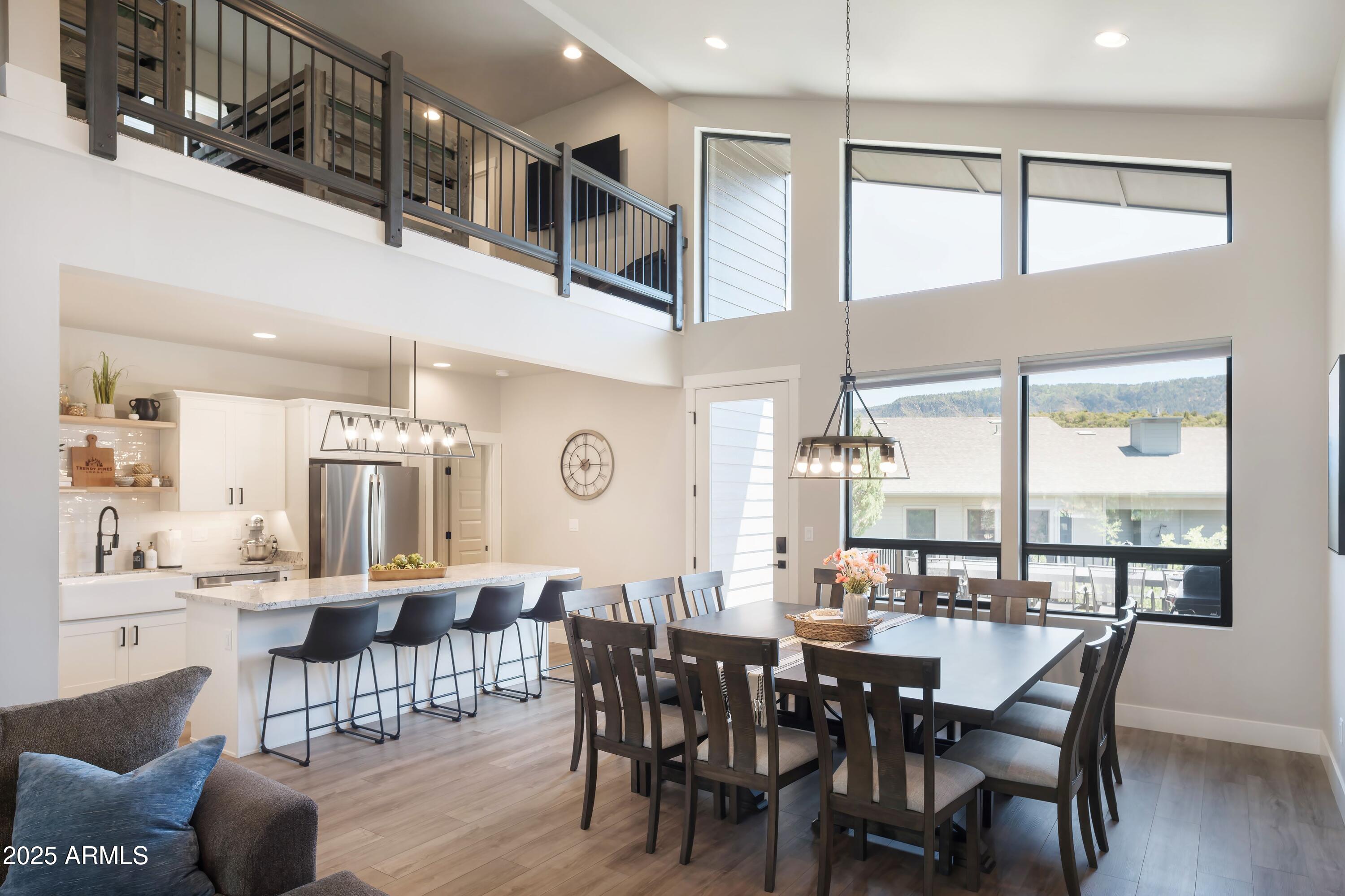 6564 Spirit Trail Pine, AZ 85544 - Photo 2 of 28 Dining_Trendy Pine LodgeHR