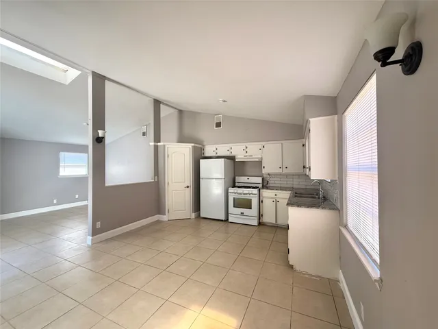 $1,600 | 12842 Corpus Christi Street, Houston, TX 77015