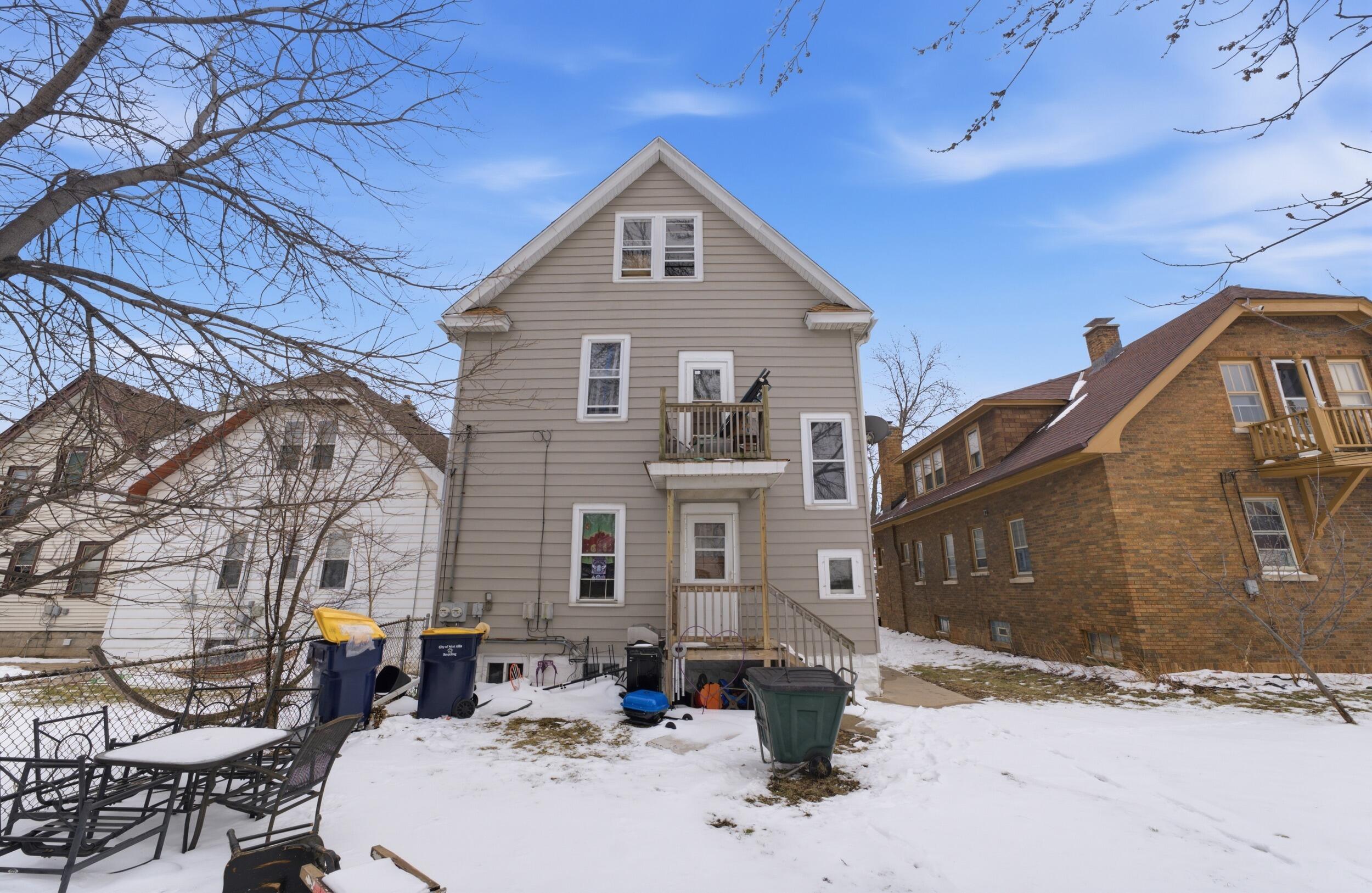 5716 Beloit Road West Allis, WI 53214 - Photo 5 of 6 5716 W Beloit Rd