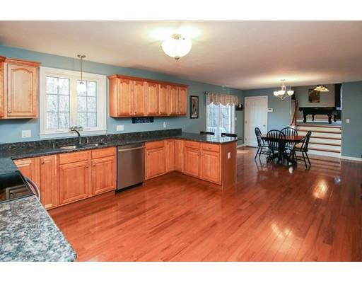 1237 Mendon Road Northbridge, MA 01534 - Photo 3 of 28 Gallery Image 3
