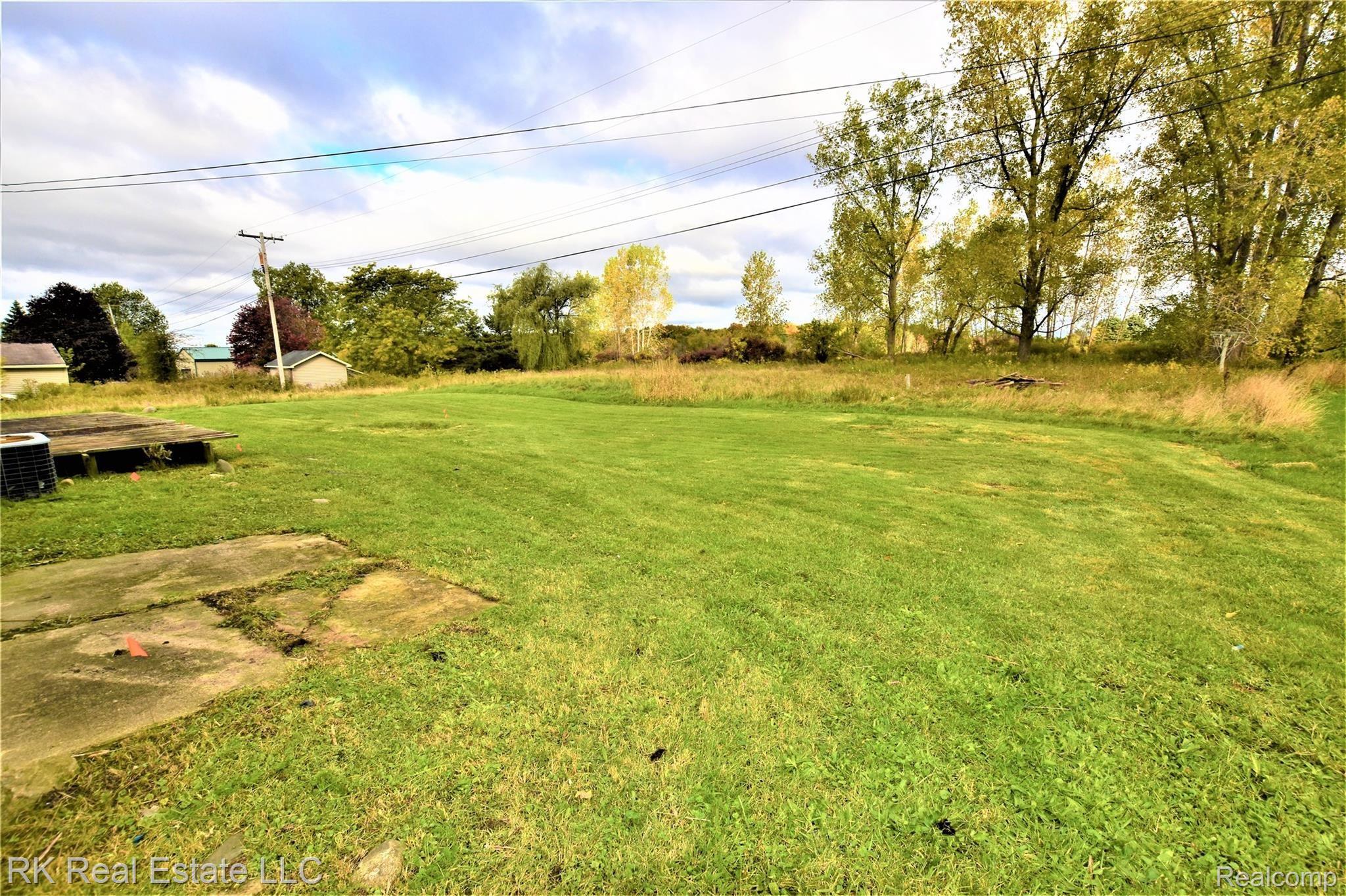 14044 Hough Road Allenton, MI 48002 - Photo 4 of 18 DSC_0578.JPG