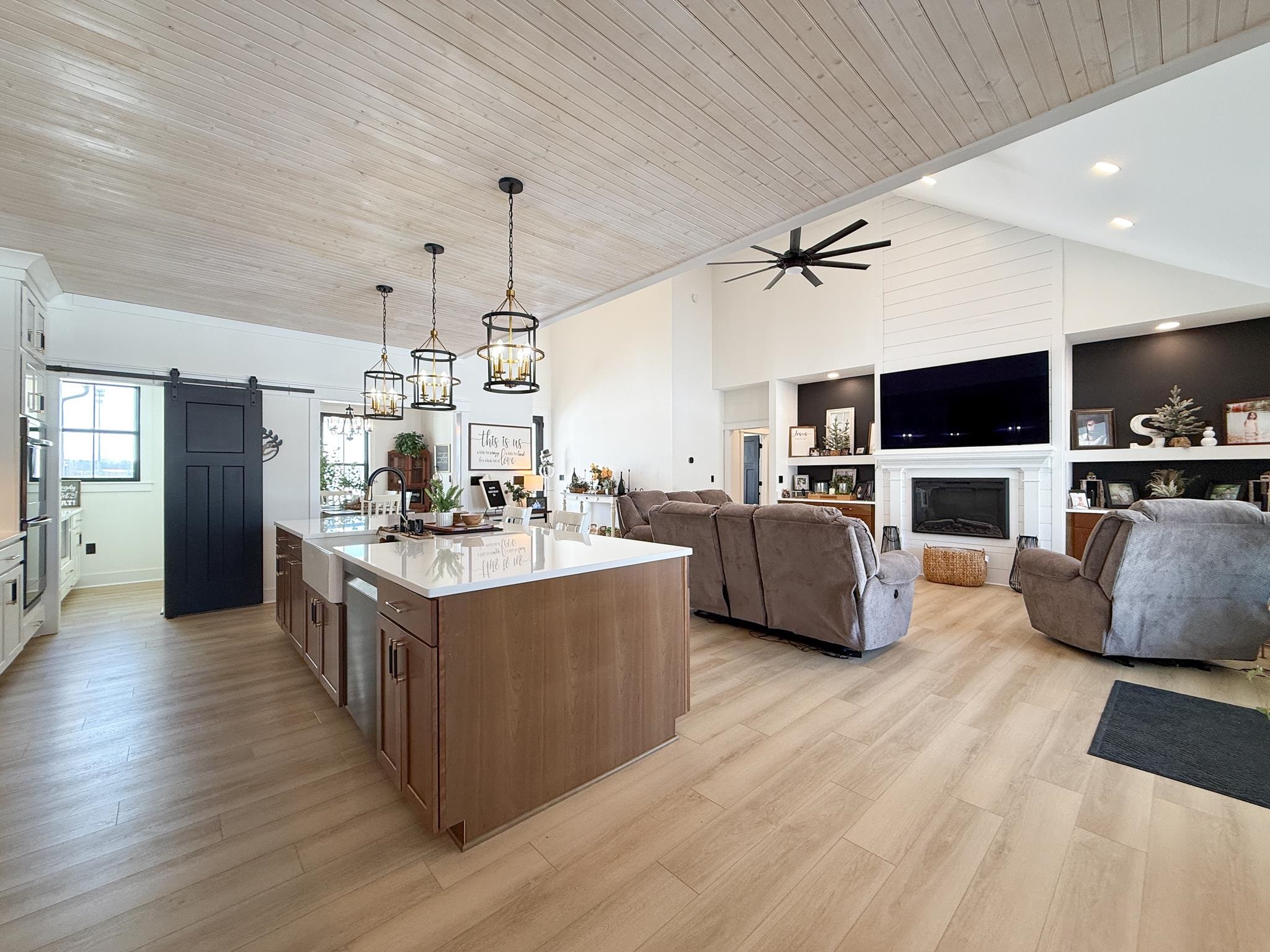 42 J Rnch Lane Fishersville, VA 22939 - Photo 8 of 46