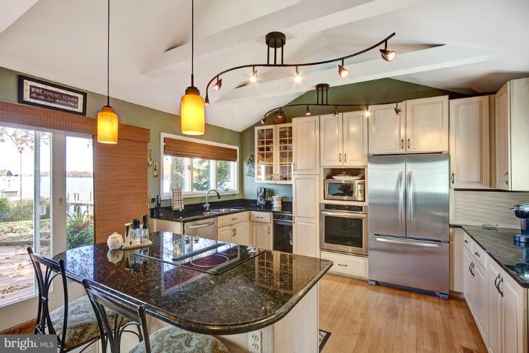 479 Maple Road Severna Park, MD 21146 - Photo 4 of 29 Kitchen