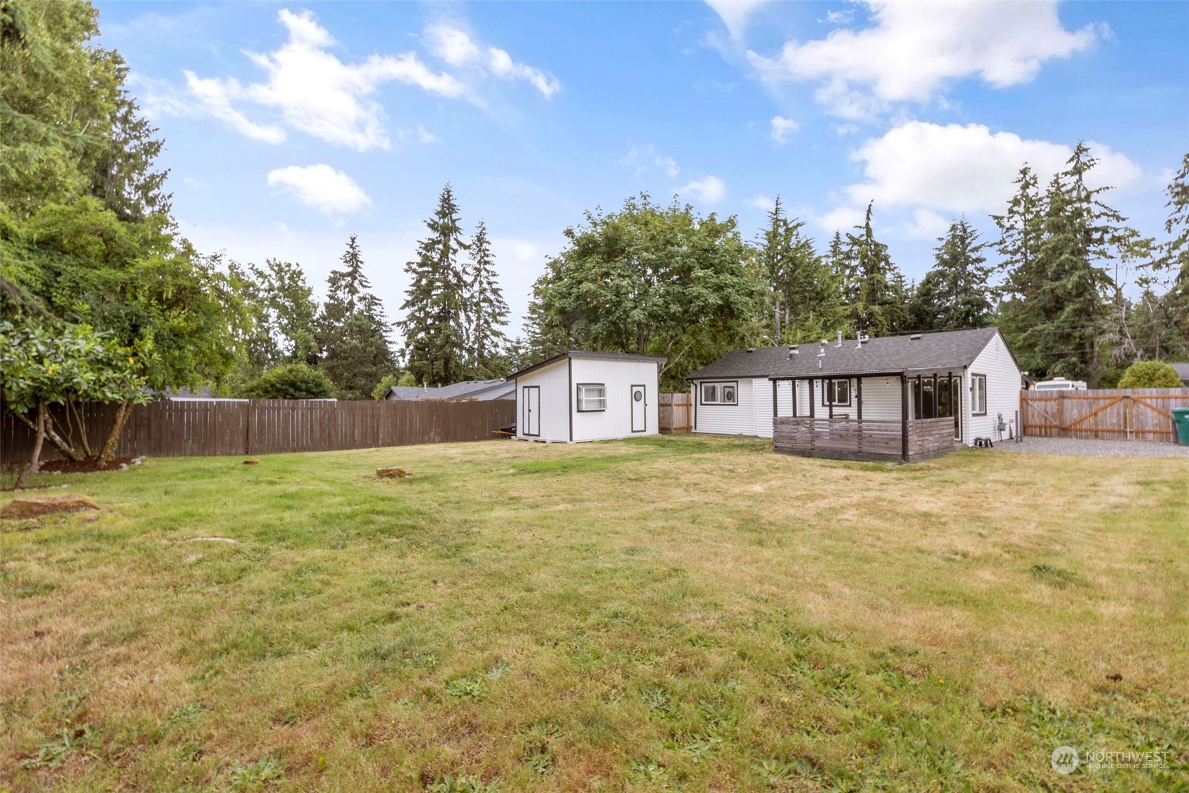 827 Southwest 304th Street Federal Way, WA 98023 - Photo 19 of 25 Gallery Image 19