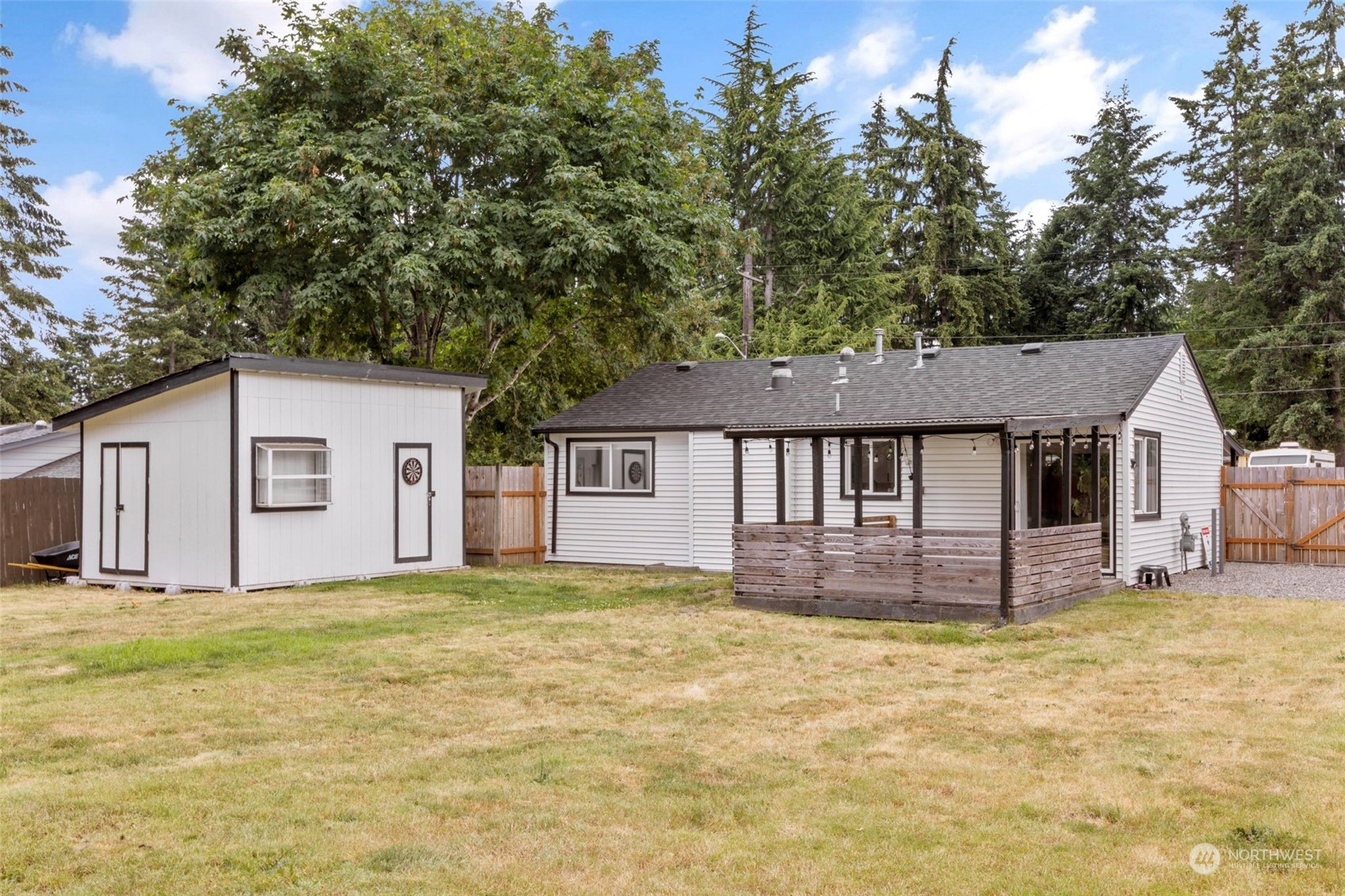 827 Southwest 304th Street Federal Way, WA 98023 - Photo 20 of 25 Gallery Image 20