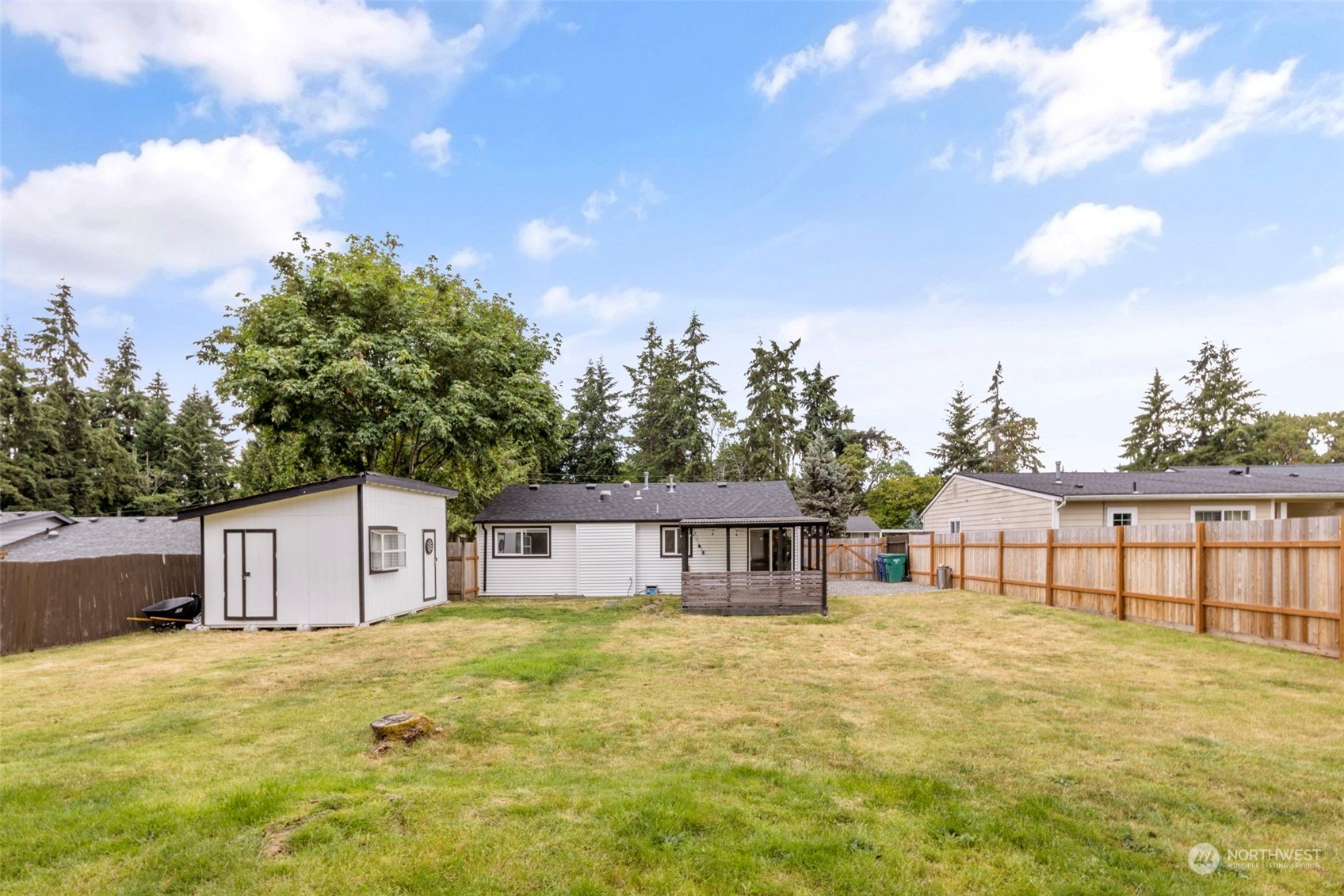 827 Southwest 304th Street Federal Way, WA 98023 - Photo 21 of 25 Gallery Image 21