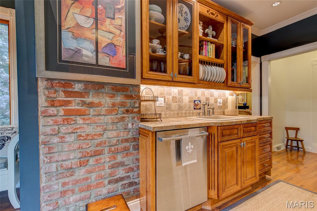 1713 4th Street Madison, IL 62060 - Photo 13 of 51 Gallery Image 13
