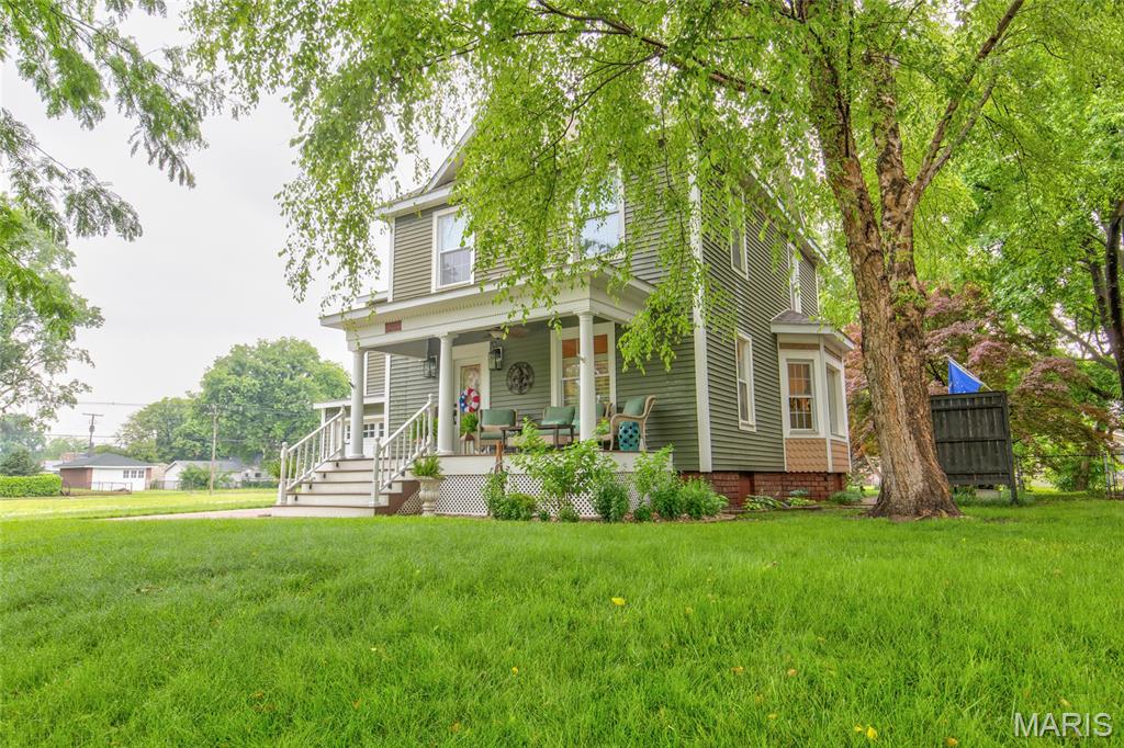 1713 4th Street Madison, IL 62060 - Photo 2 of 51 Gallery Image 2
