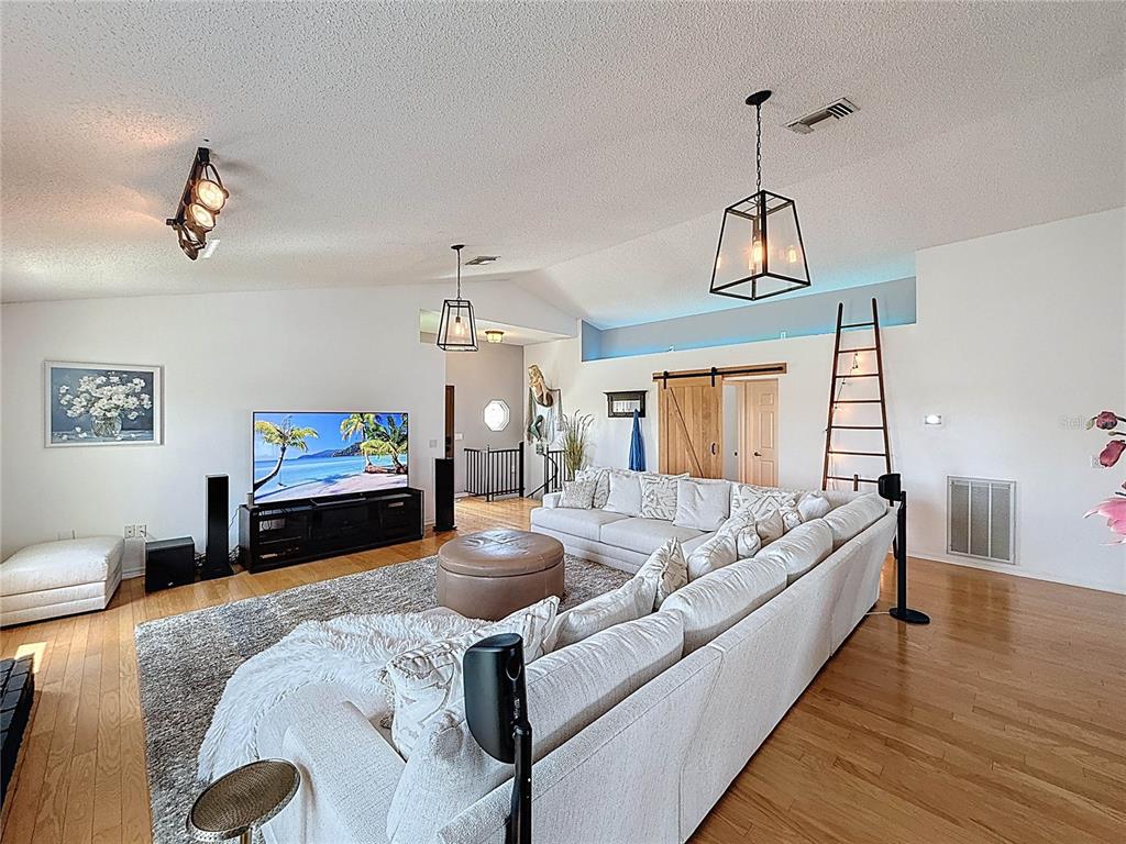 4116 Diaz Court Hernando Beach, FL 34607 - Photo 11 of 39