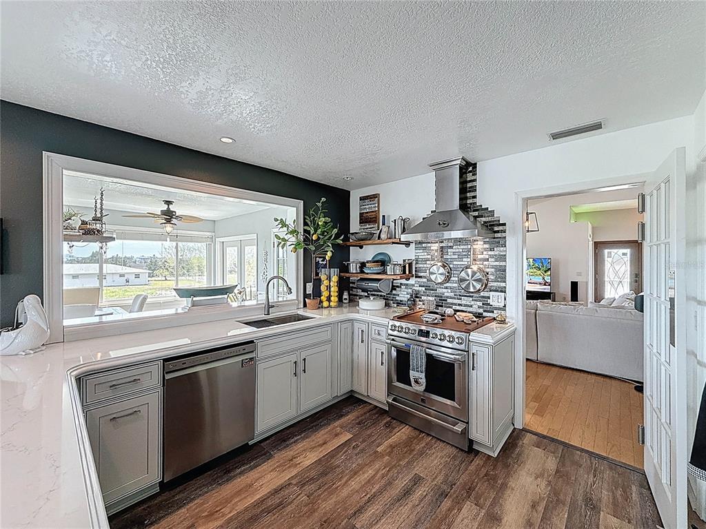 4116 Diaz Court Hernando Beach, FL 34607 - Photo 14 of 39