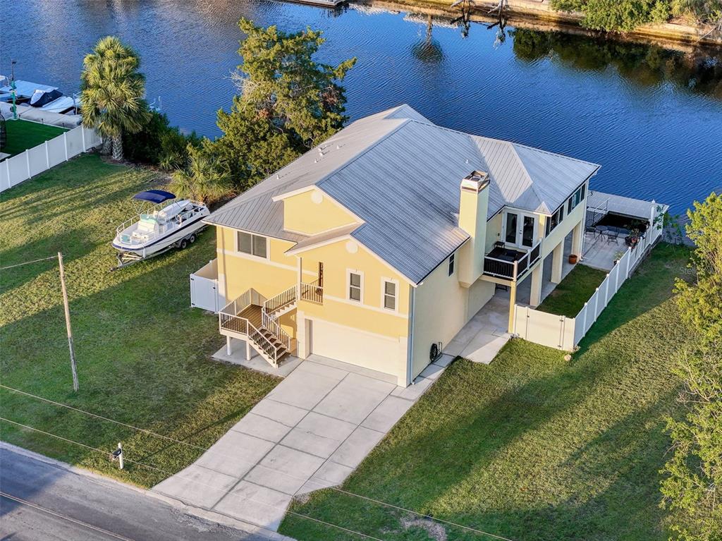 4116 Diaz Court Hernando Beach, FL 34607 - Photo 4 of 39