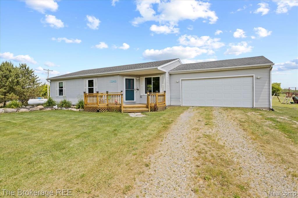 13143 South Reed Road Byron, MI 48418 - Photo 3 of 41