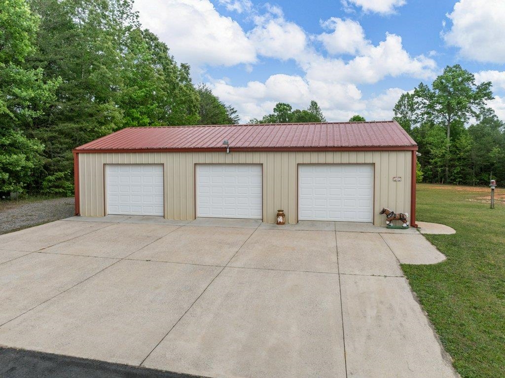 530 Hulon Howard Road Landrum, SC 29356 - Photo 31 of 50