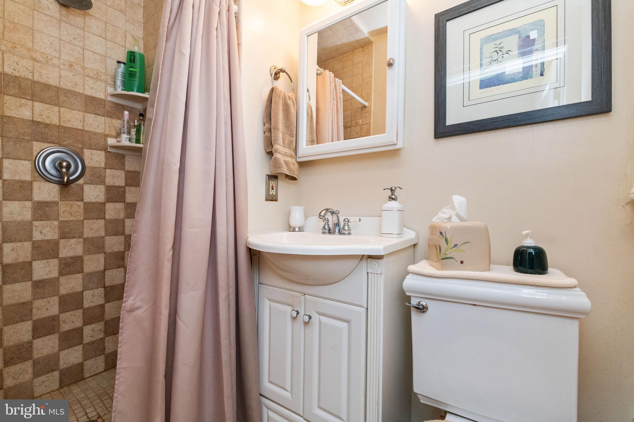 3713 Delverne Road Baltimore, MD 21218 - Photo 18 of 39 Updated Master Bath