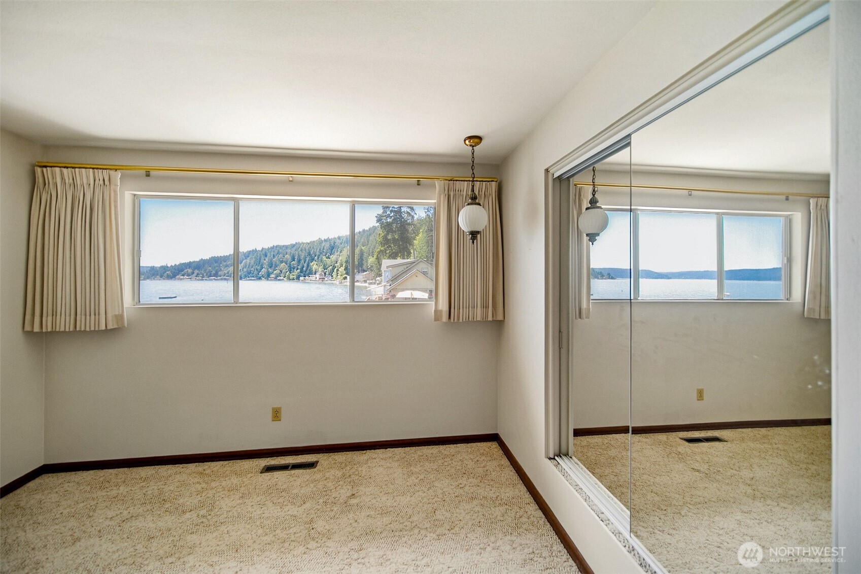 8361 Northeast North Shore Road Belfair, WA 98528 - Photo 25 of 36