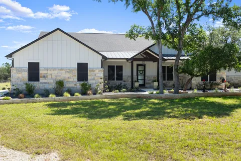 $1,300,000 | 209 Esperanza Petal Pass, Liberty Hill, TX 78642