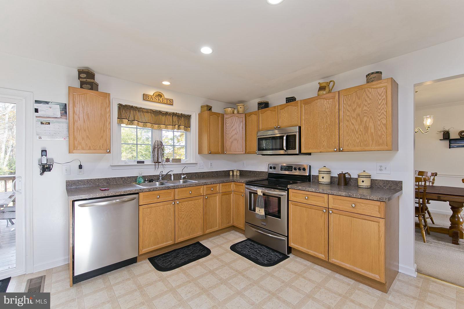 187 Shelby Road Inwood, WV 25428 - Photo 14 of 30 Kitchen