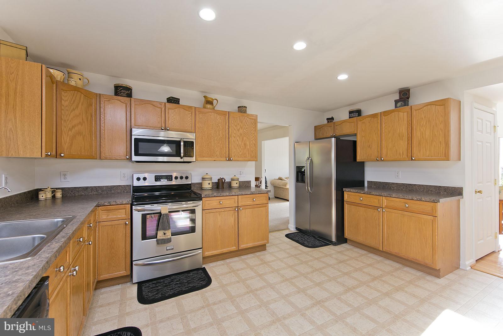 187 Shelby Road Inwood, WV 25428 - Photo 16 of 30 Kitchen