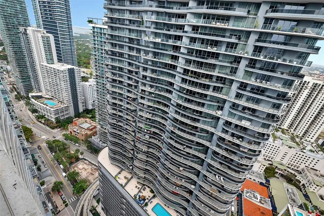 $6,800 | 1010 Brickell Avenue, Unit 4309, Miami, FL 33131