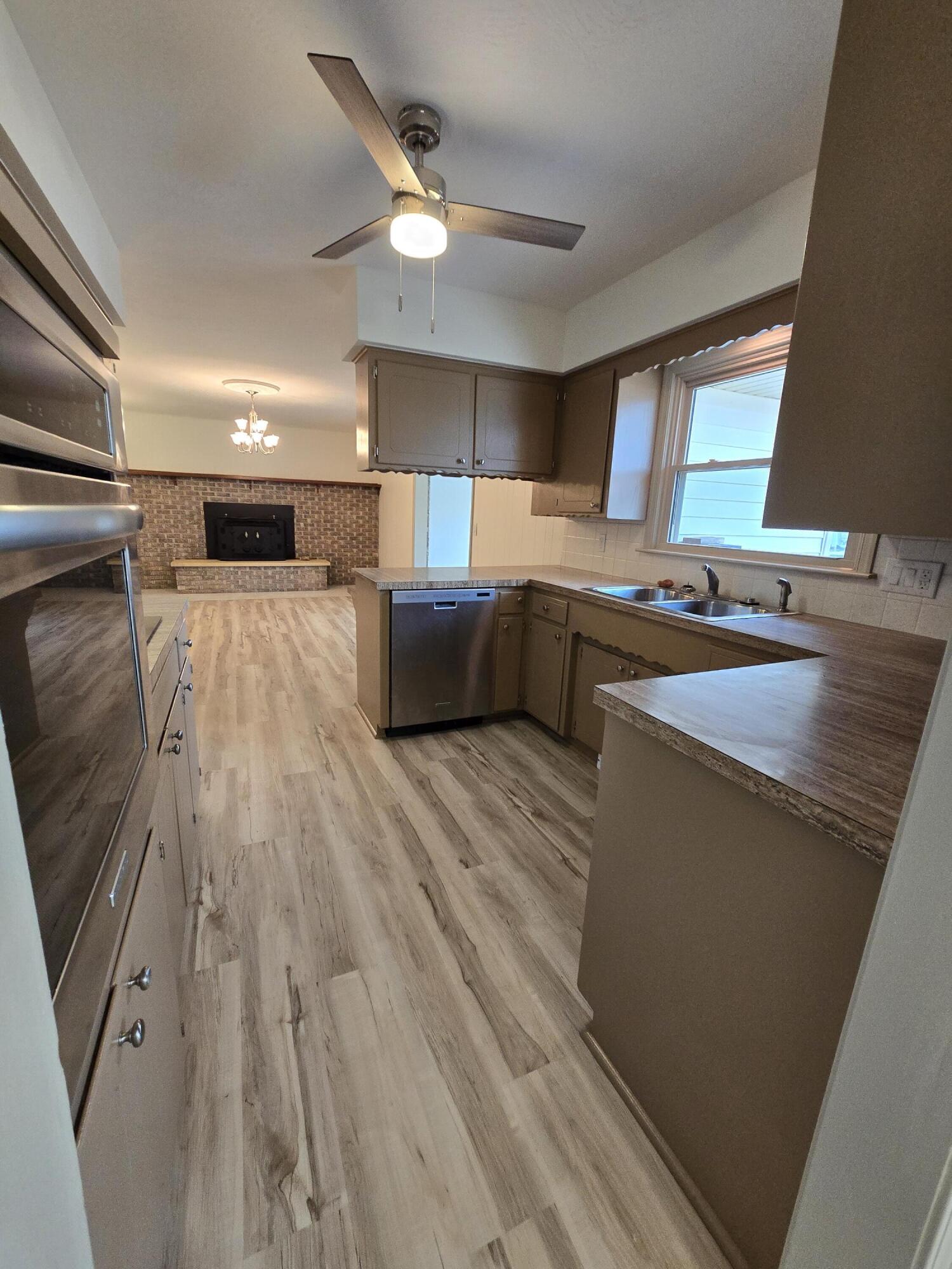 4321 South Ridgecrest Drive Springfield, MO 65810 - Photo 32 of 71 20251211_142339