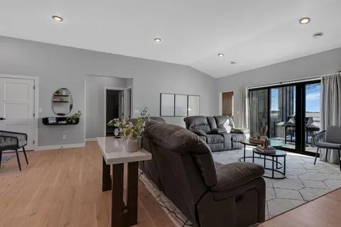 $699,900 | 12989 134th Avenue Northeast, Spicer, MN 56288