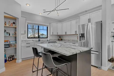 $699,900 | 12989 134th Avenue Northeast, Spicer, MN 56288