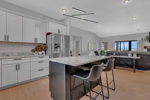 $699,900 | 12989 134th Avenue Northeast, Spicer, MN 56288