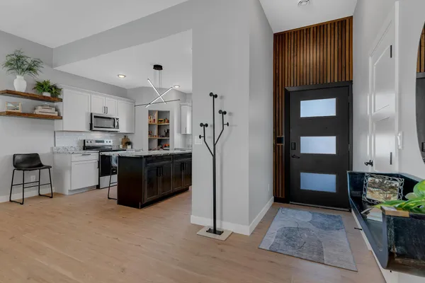 $699,900 | 12989 134th Avenue Northeast, Spicer, MN 56288