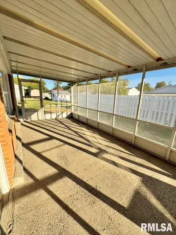 $192,500 | 512 Sunset Court, Rushville, IL 62681