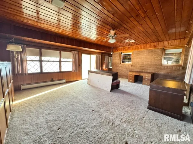 $192,500 | 512 Sunset Court, Rushville, IL 62681