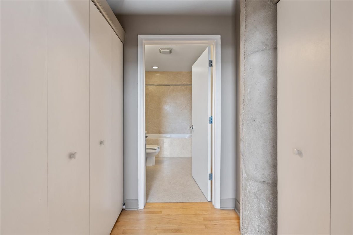 2545 South Dearborn Street, Unit 331 Chicago, IL 60616 - Photo 16 of 33