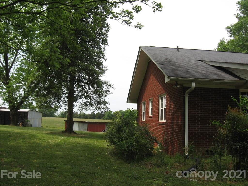 2242 Cold Springs Road Concord, NC 28025 - Photo 2 of 38 Gallery Image 2